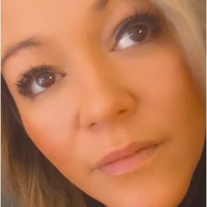 Meet your Posher, Lynn